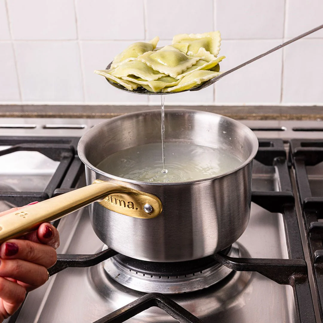 La casserole parfaite en inox, manche doré - 20 cm (Édition limitée) - Image 5